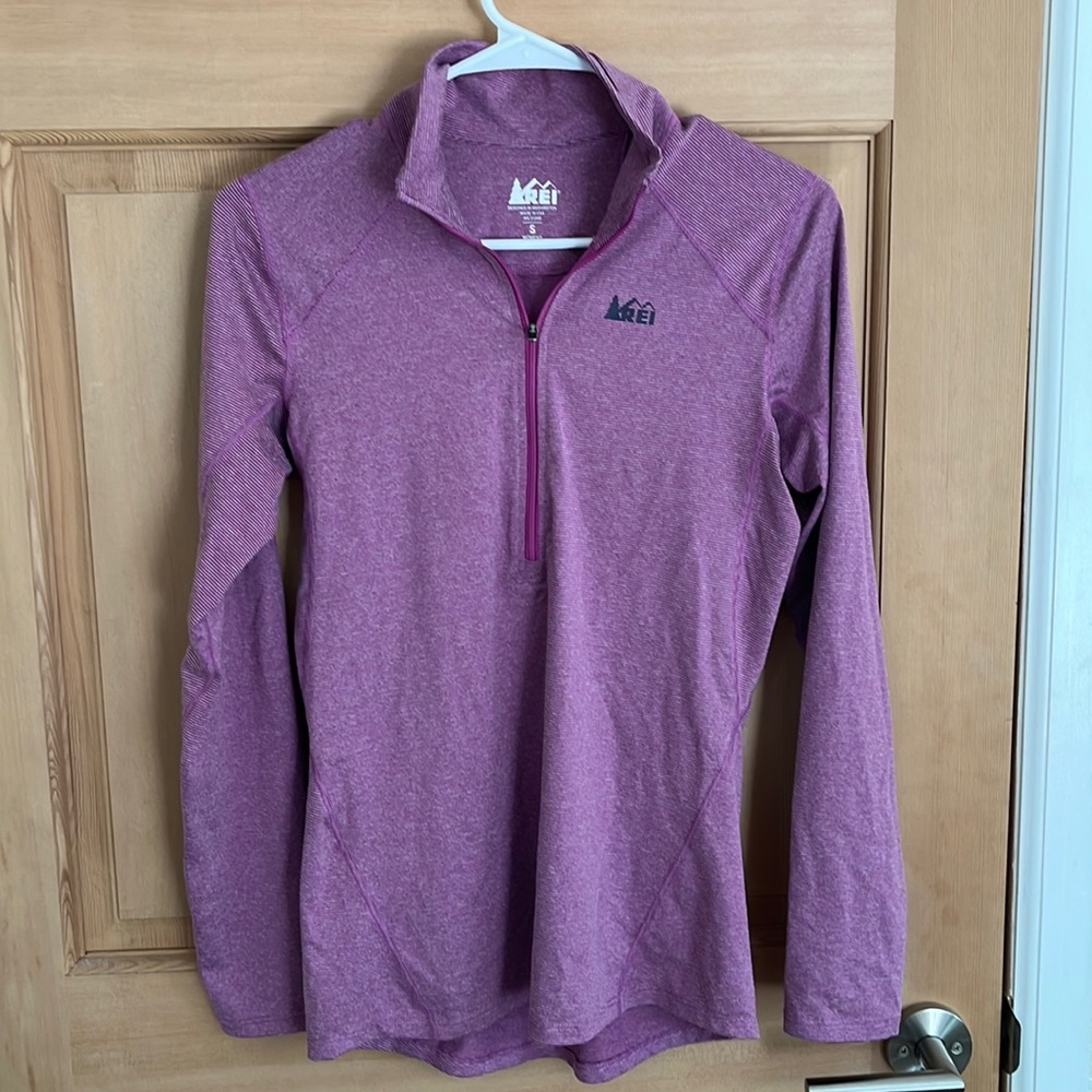 Women’s REI pullover